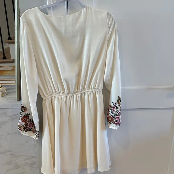 cupcakes & cashmere Cream Dress with Floral Accents - Picture 6 of 6